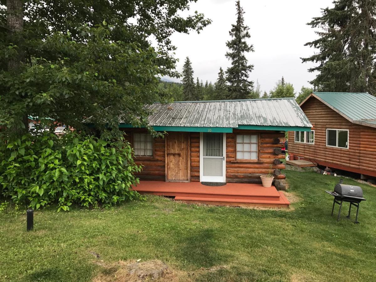 Gwin'S Lodge & Roadhouse Cooper Landing Экстерьер фото
