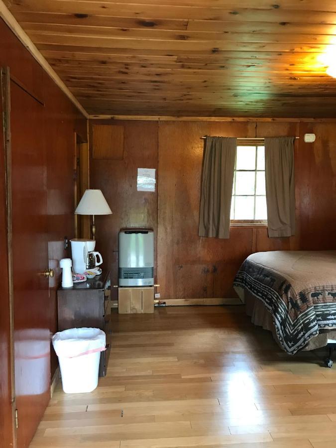 Gwin'S Lodge & Roadhouse Cooper Landing Экстерьер фото