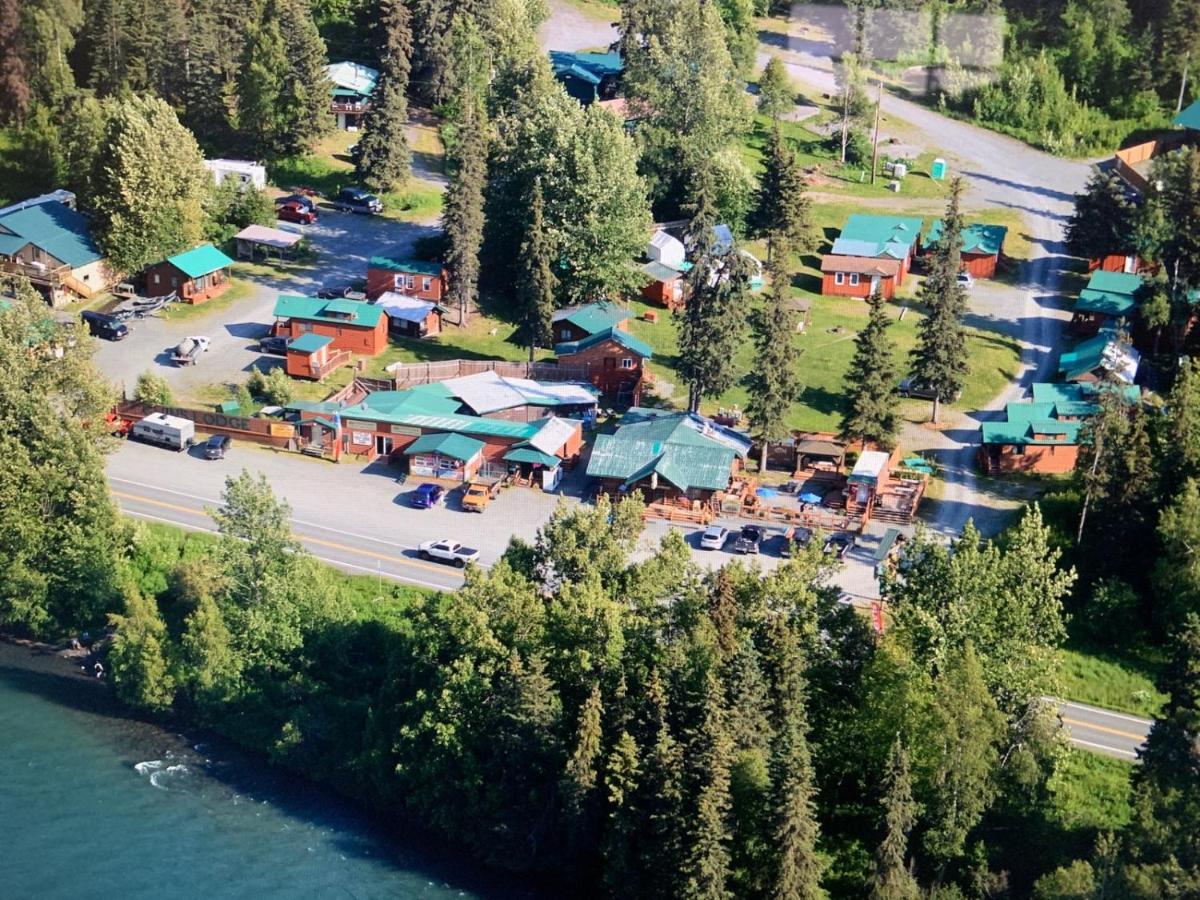 Gwin'S Lodge & Roadhouse Cooper Landing Экстерьер фото