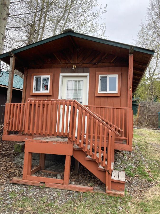 Gwin'S Lodge & Roadhouse Cooper Landing Экстерьер фото